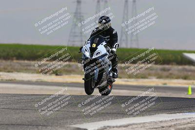 media/Aug-03-2025-TrackDaz (Sun) [[bf4a71acf9]]/C Group/1240pm (Wheelie Bump)/